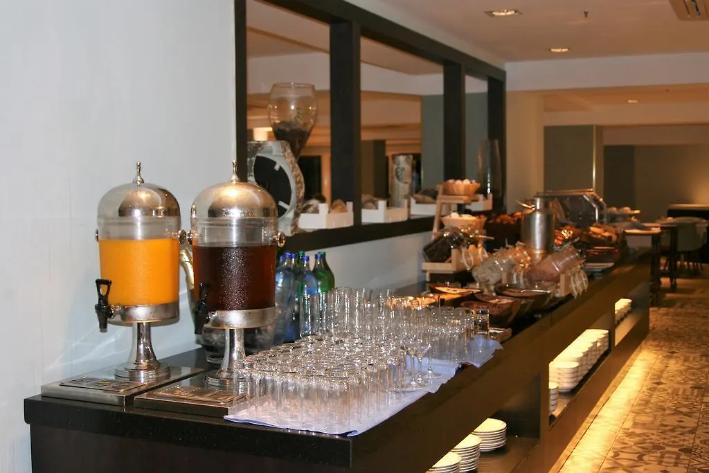 Dona Filipa Hotel Almancil